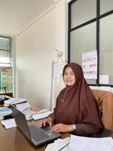 Indah Lovesianda, SKM Indah Lovesianda, SKM